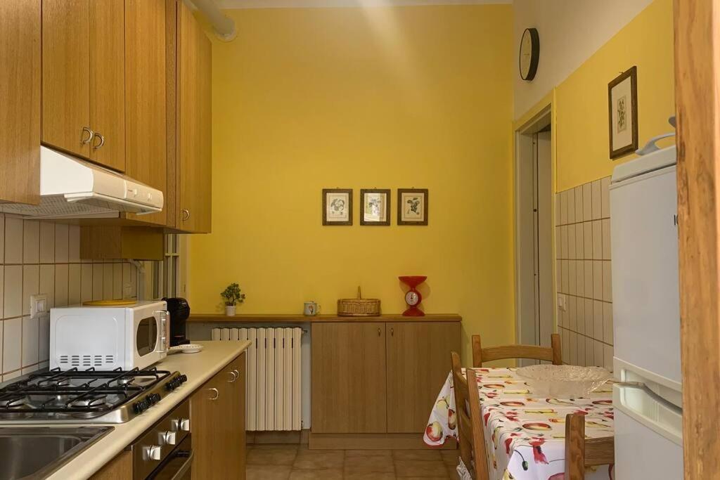 Ferienwohnung La Casa Del Nonno Omegna Exterior foto