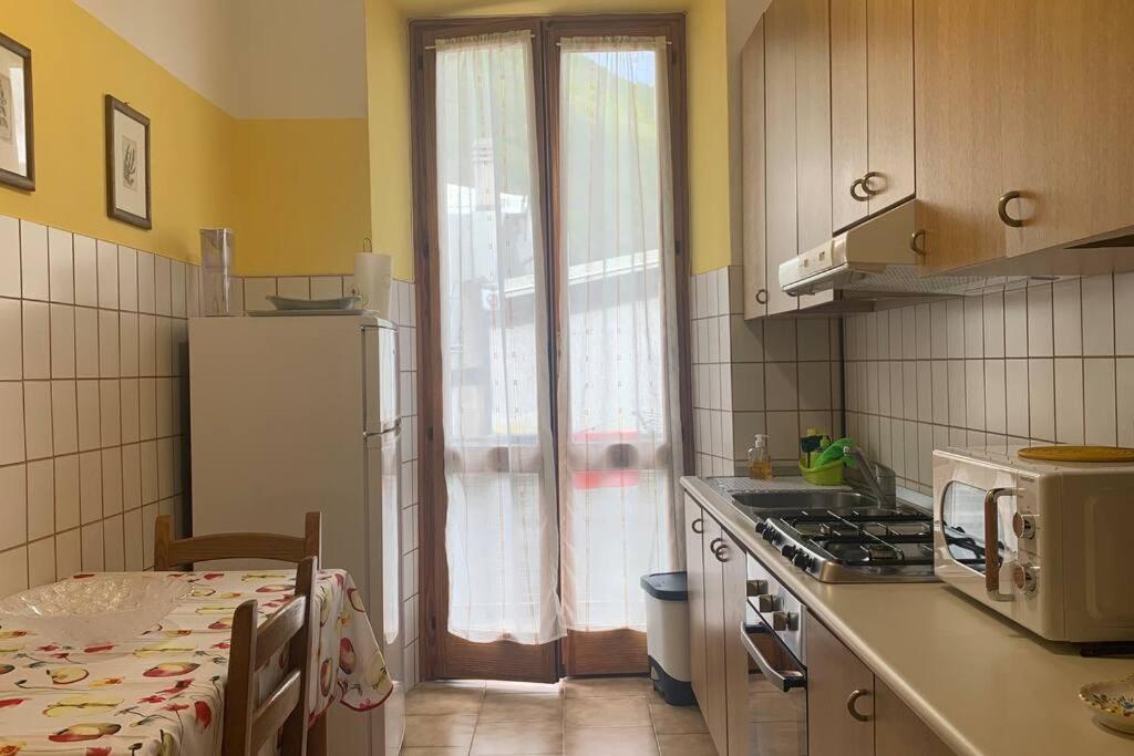 Ferienwohnung La Casa Del Nonno Omegna Exterior foto